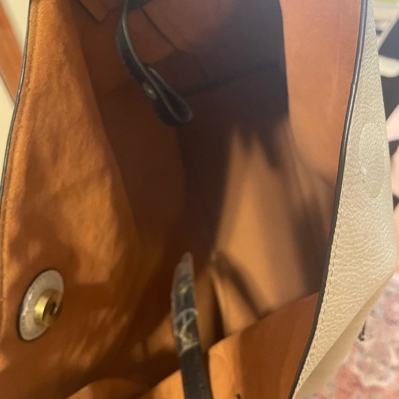 Stylish Sand/Grey Leather Shoulder Bag - Picture 3 of 3